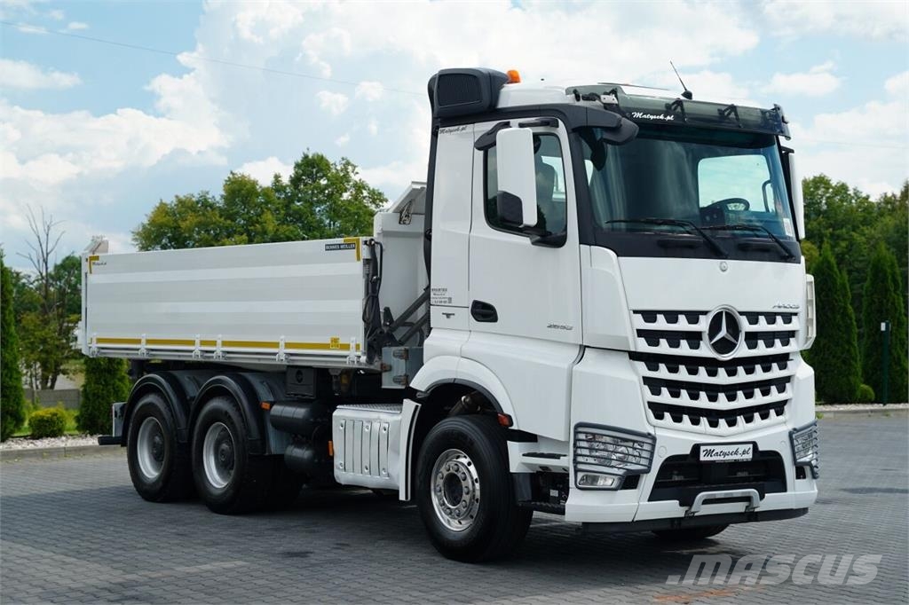Mercedes-Benz AROCS 2658 Camion benne