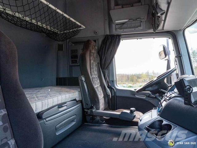 Mercedes-Benz ACTROS 3258 8x4 Palfinger PK 72002 Crane 平板栏板货车