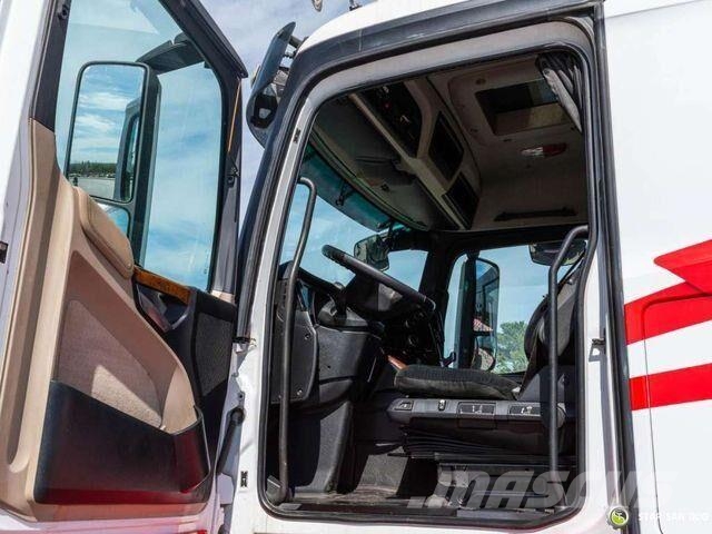 Mercedes-Benz Actros 2542 6x2 Palfinger PK 22002 EH Crane 平板栏板货车