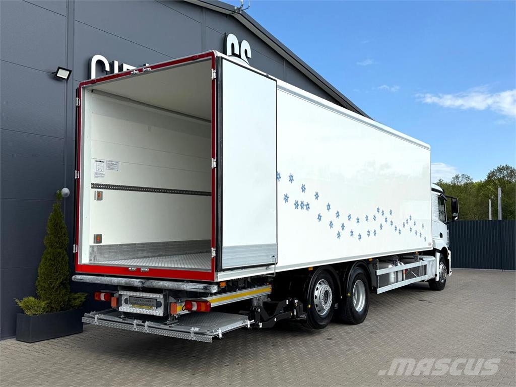 Mercedes-Benz Actros 2530 온도 조절식 트럭