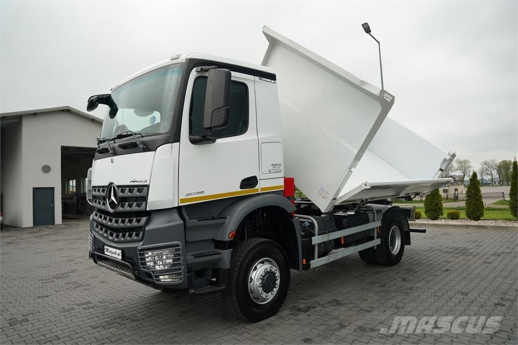 Mercedes-Benz ACTROS 2038 Camiones bañeras basculantes o volquetes