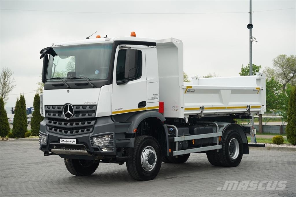 Mercedes-Benz ACTROS 2038 Camiones bañeras basculantes o volquetes