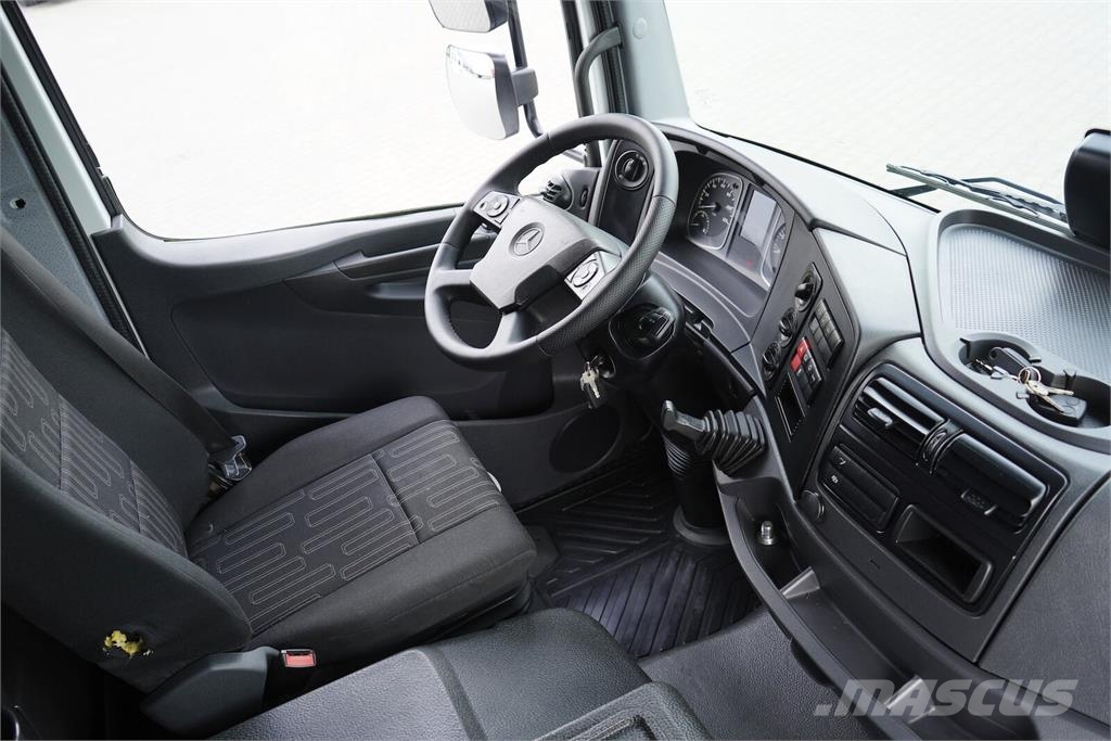 Mercedes-Benz ATEGO / 1221 / ACC / EURO 6 / KONTENER + WINDA / 1 Camion Fourgon