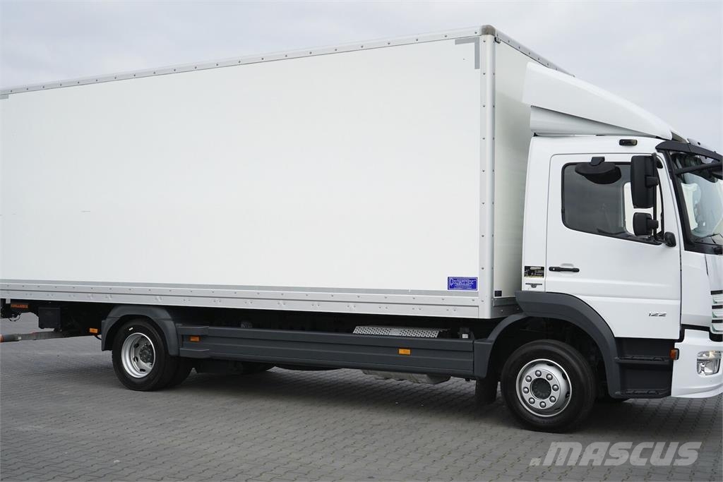 Mercedes-Benz ATEGO / 1221 / ACC / EURO 6 / KONTENER + WINDA / 1 Camion Fourgon