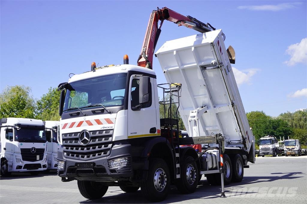 Mercedes-Benz Arocs 3236 8×4 / Crane Fassi F155A.0.22 / remote c Bañeras basculantes usadas