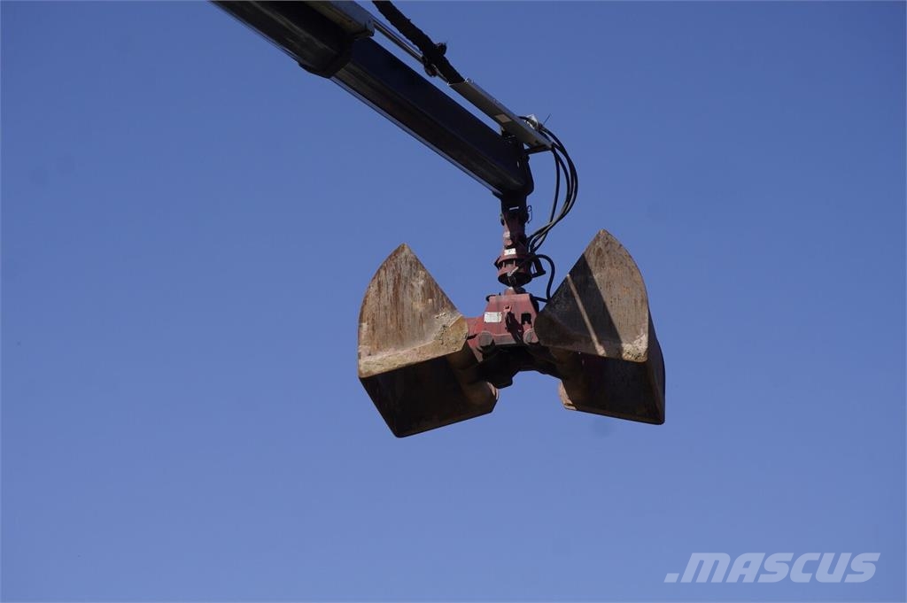 Mercedes-Benz Arocs 3236 8×4 / Crane Fassi F155A.0.22 / remote c Bañeras basculantes usadas