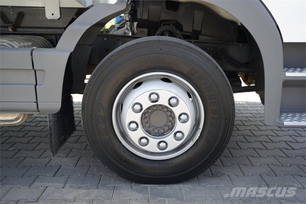 Mercedes-Benz ATEGO 1524 / 4x2 / WYWROTKA 5 M / MANUAL / 自卸式货车