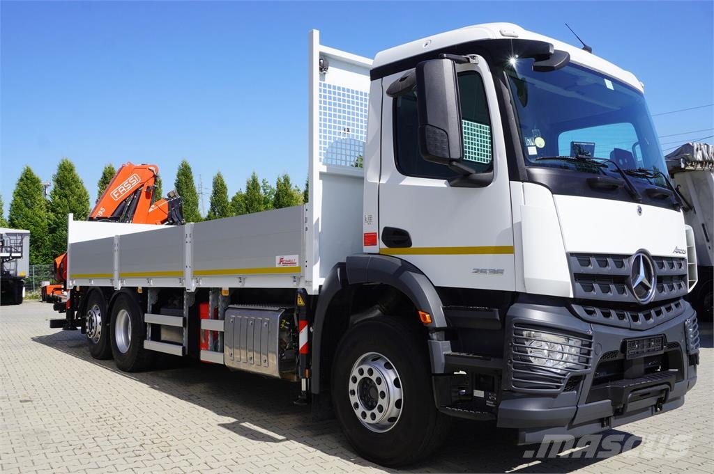 Mercedes-Benz Arocs 2536 6×2 / 200 tho. km / Fassi F195 crane /  平板栏板货车
