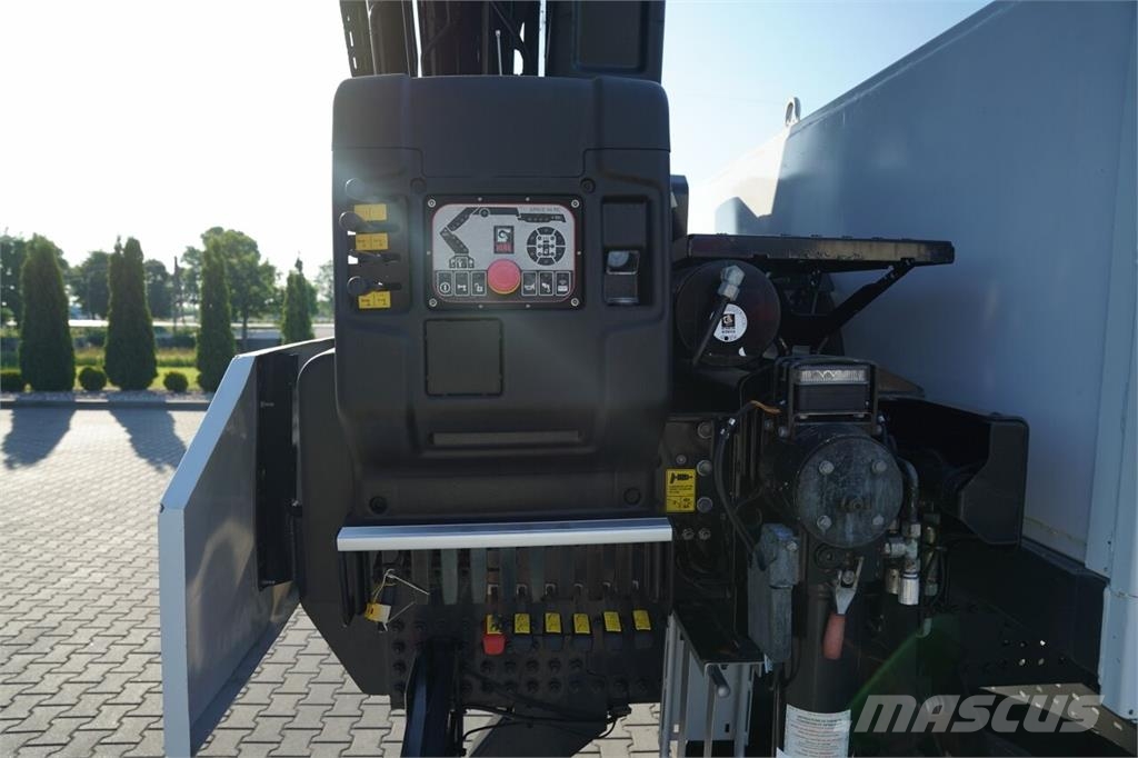 Mercedes-Benz AROCS 2636 / 6x4 / SKRZYNIOWY 7.6 M + HDS HIAB 188 平板栏板货车