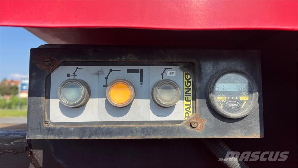 Mercedes-Benz ACTROS 4141 8x4 V6 EURO 5 CRANE PALFINGER PK800TK  Camiones portacoches