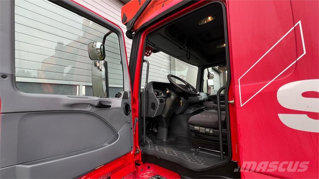 Mercedes-Benz ACTROS 4141 8x4 V6 EURO 5 CRANE PALFINGER PK800TK  Camiones portacoches