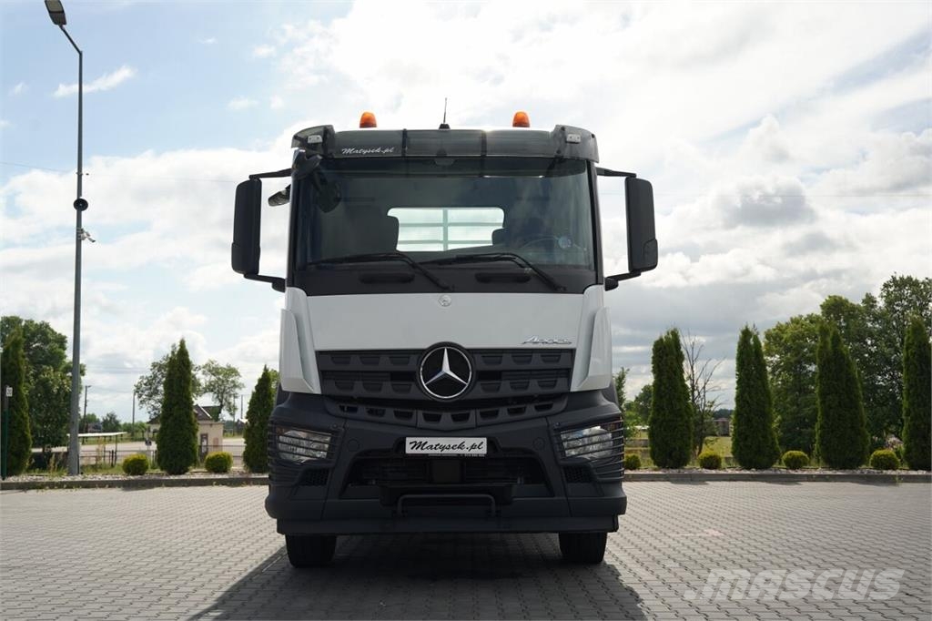 Mercedes-Benz AROCS 3246 / TRIDEM / 8X4 /  SKRZYNIOWY - 7,3 M /  平板栏板货车