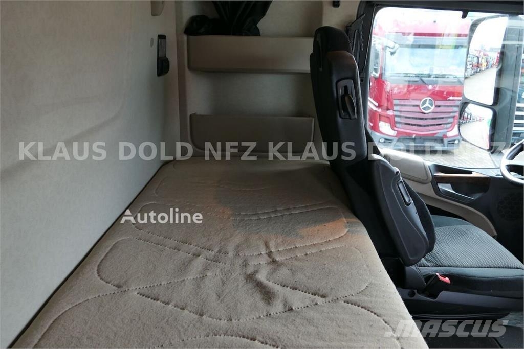 Mercedes-Benz Actros 4 box-bodied truck + AGL 290 box trailer Camion Fourgon