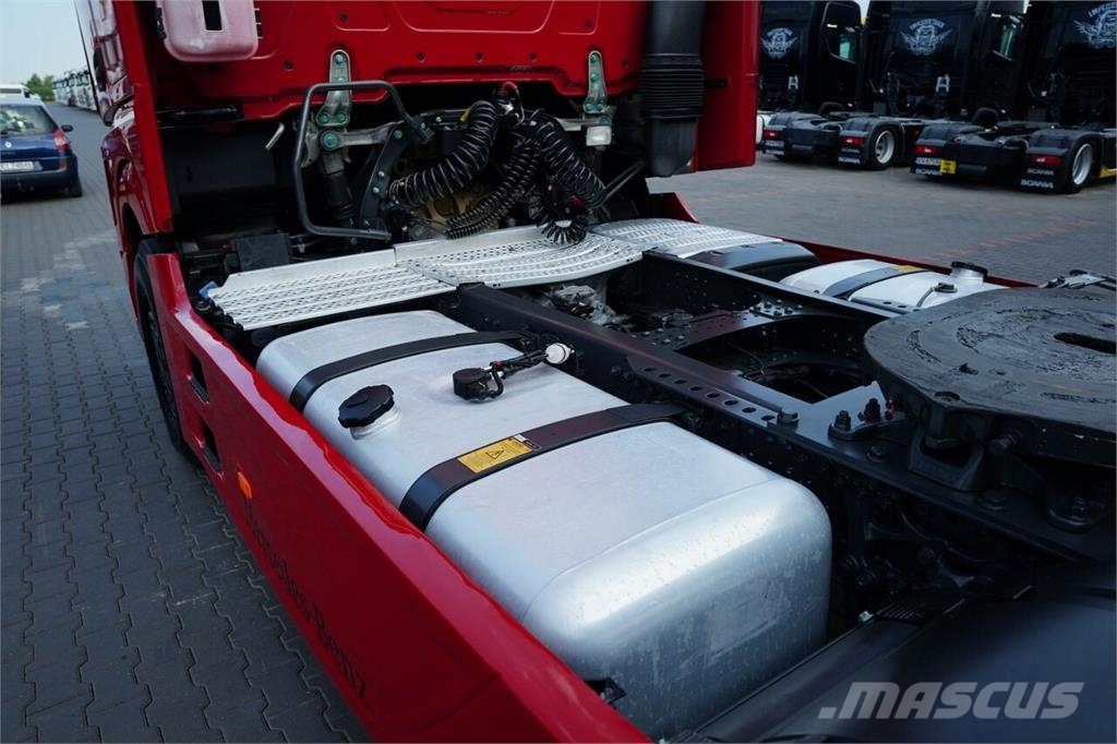 Mercedes-Benz ACTROS 1845 وحدات الجر