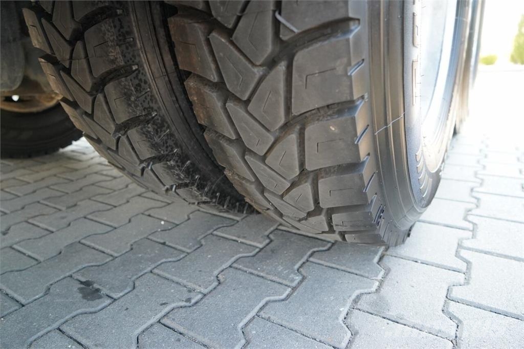 Mercedes-Benz AROCS 3240 Camiones hormigonera