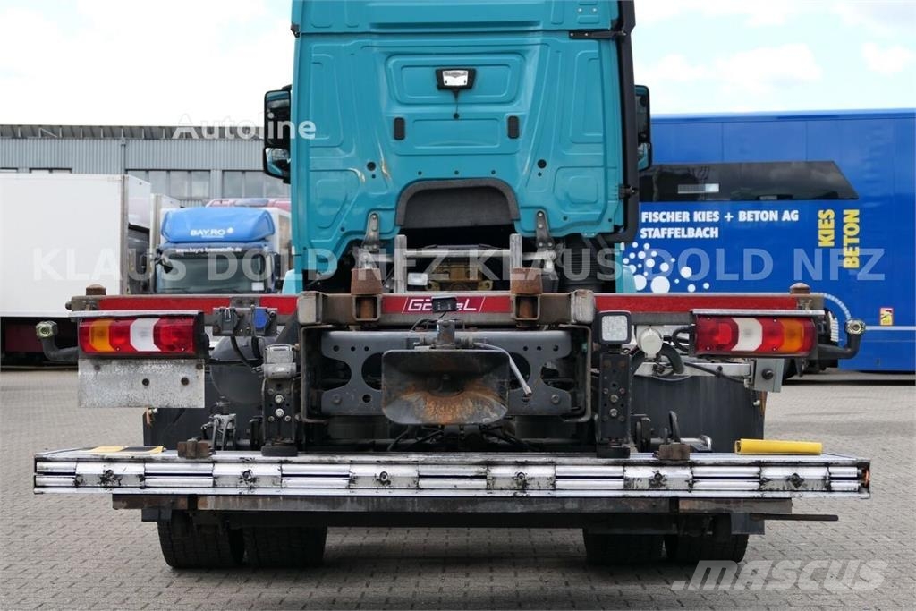 Mercedes-Benz Actros 1840 BDF Container Truck / 2 XL Fuel Tanks  Chasís