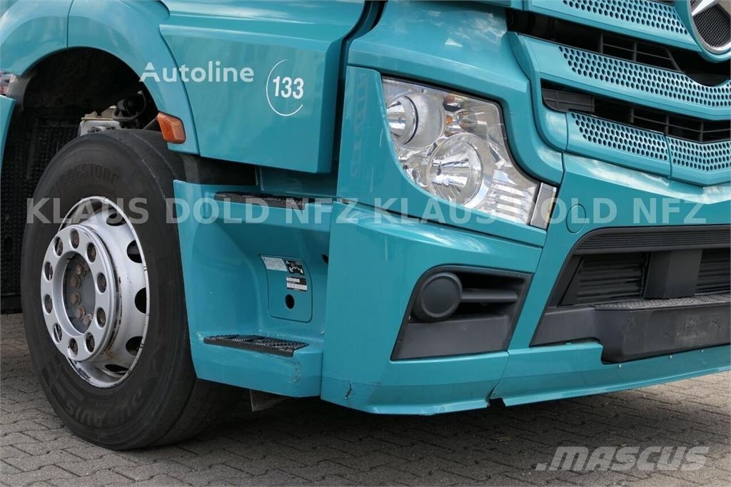 Mercedes-Benz Actros 1840 BDF Container Truck / 2 XL Fuel Tanks  Chasís