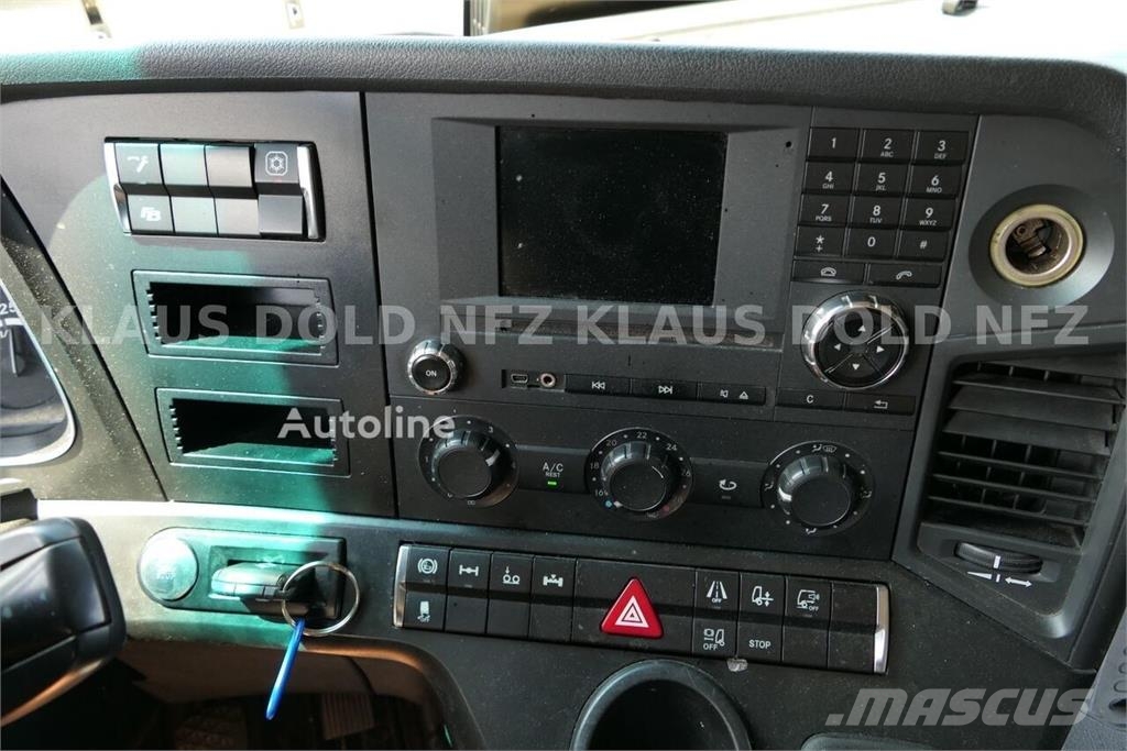 Mercedes-Benz Actros 2543 BDF Container Truck / Lift & Steering  Chasís