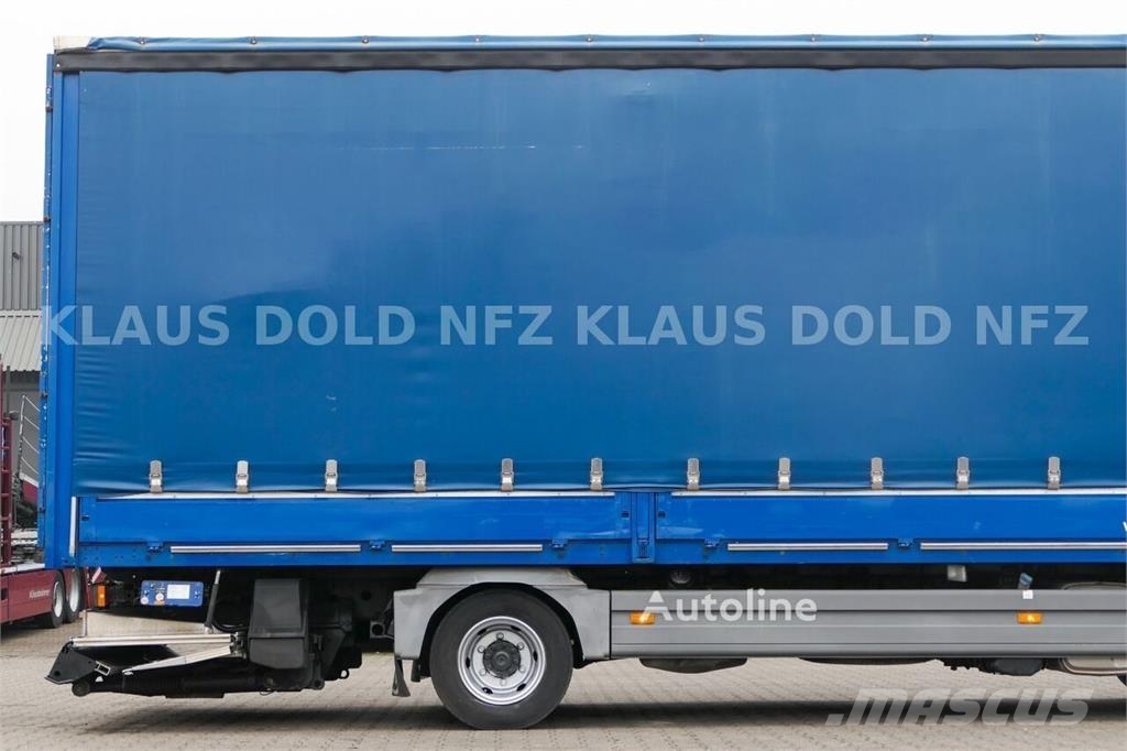 Mercedes-Benz Atego 822 L / Curtainsider Truck / Side Boards / T Camión con caja abierta