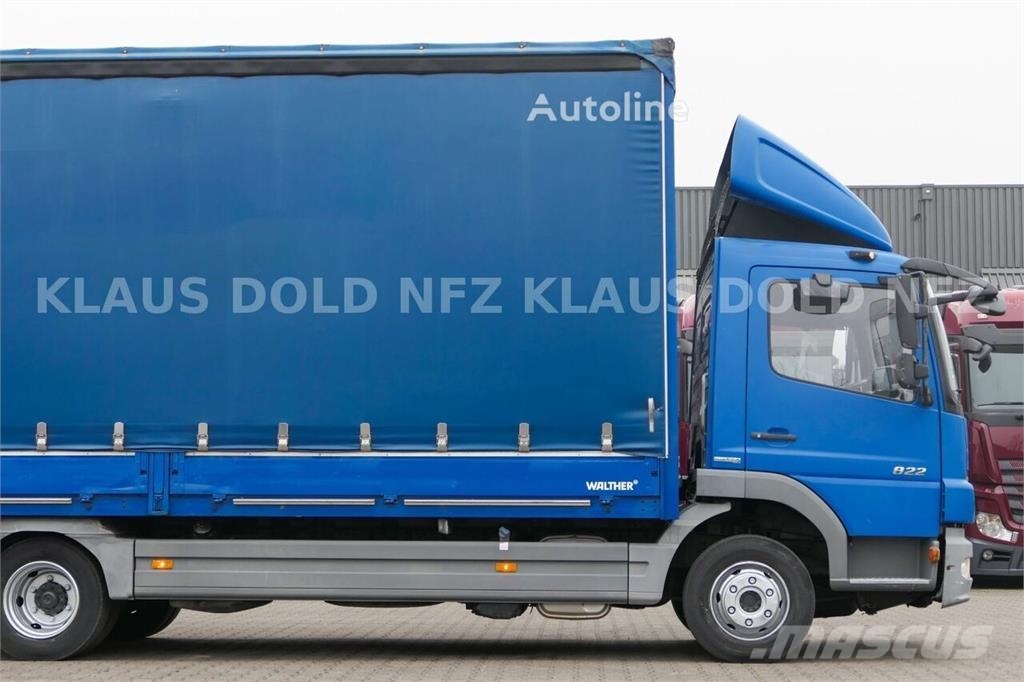 Mercedes-Benz Atego 822 L / Curtainsider Truck / Side Boards / T Camión con caja abierta