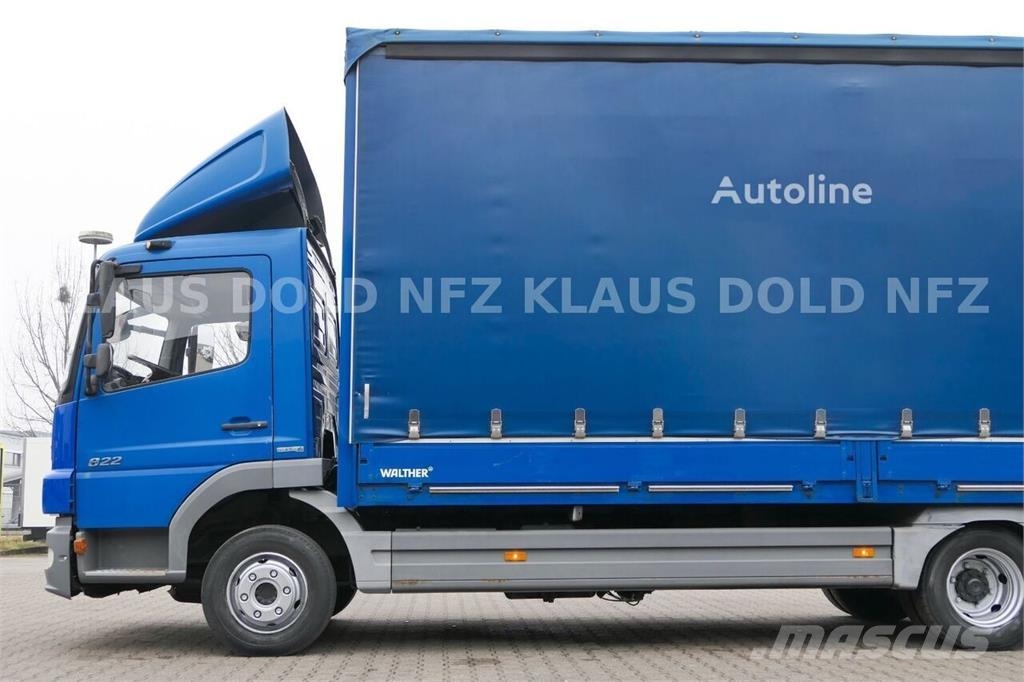 Mercedes-Benz Atego 822 L / Curtainsider Truck / Side Boards / T Camión con caja abierta