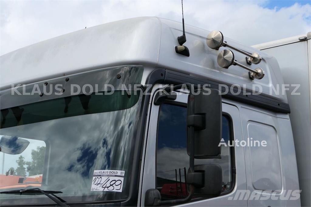 Mercedes-Benz Atego 822 Enclosed Vehicle Transporter / Car Trans Camiones portacoches