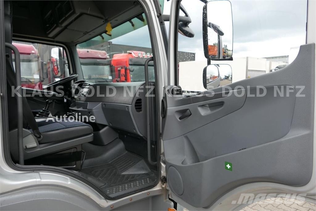 Mercedes-Benz Atego 822 Enclosed Vehicle Transporter / Car Trans Camiones portacoches