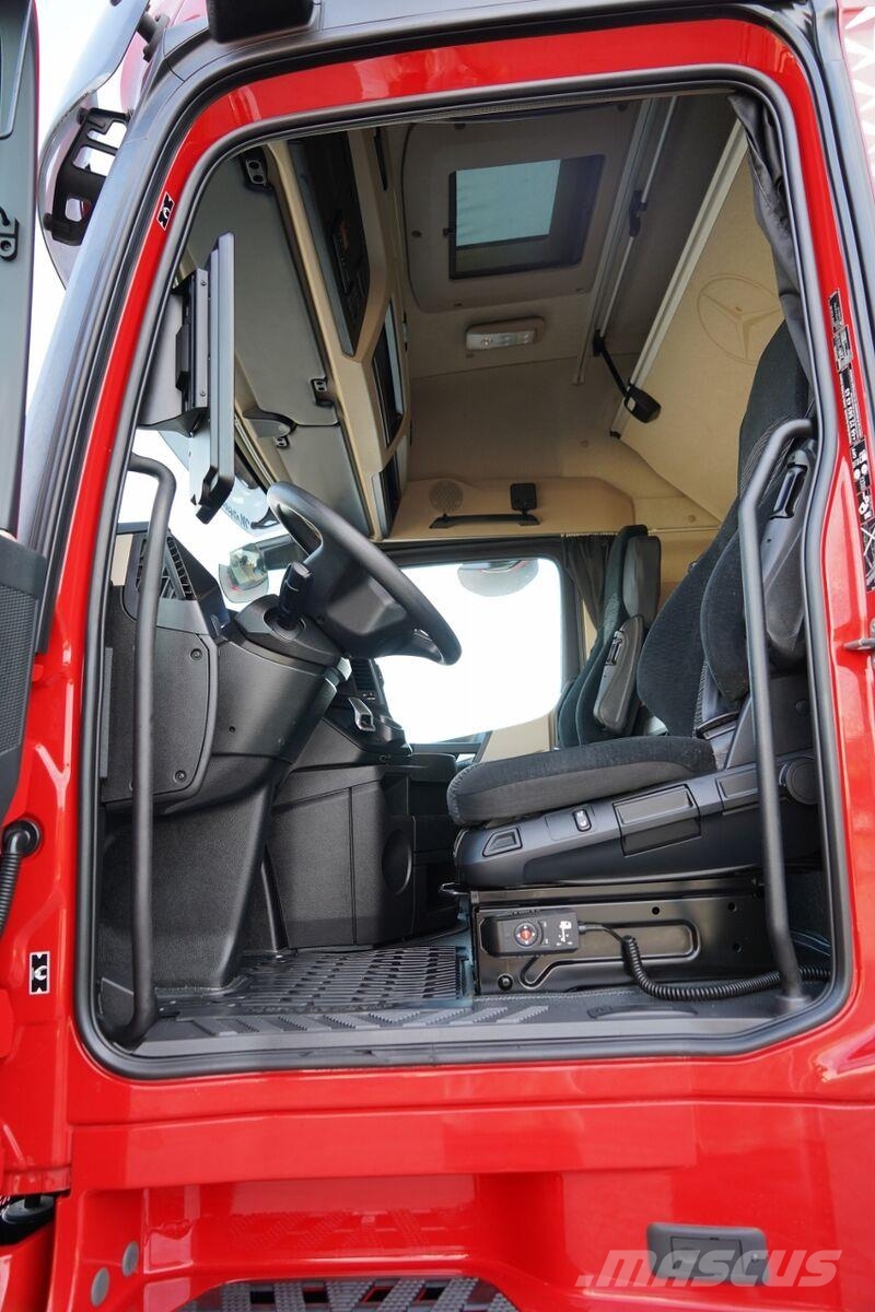 Mercedes-Benz ACTROS 1845 وحدات الجر