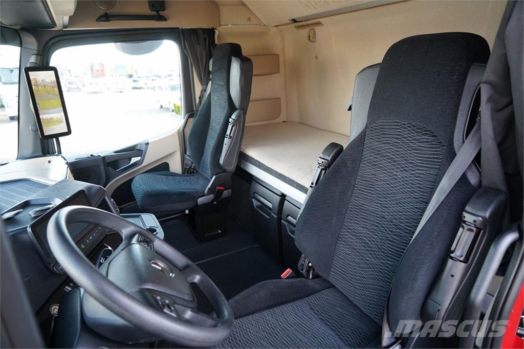 Mercedes-Benz ACTROS 1845 وحدات الجر