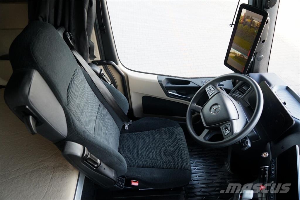 Mercedes-Benz ACTROS 1845 وحدات الجر