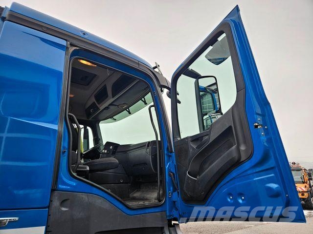 Mercedes-Benz AROCS 3336 Camiones portacubetas