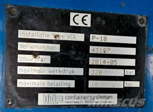 Mercedes-Benz AROCS 3336 Camiones portacubetas