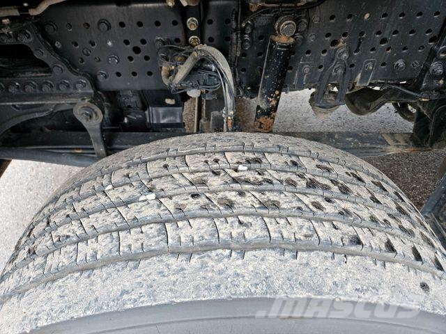 Mercedes-Benz AROCS 3336 Camiones portacubetas