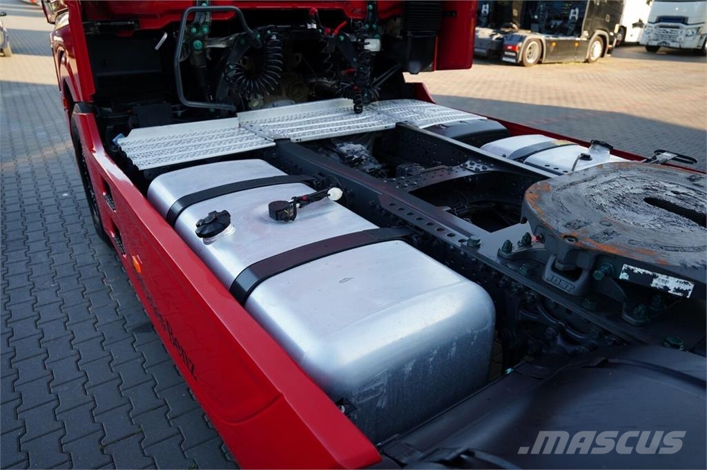 Mercedes-Benz ACTROS 1845 وحدات الجر