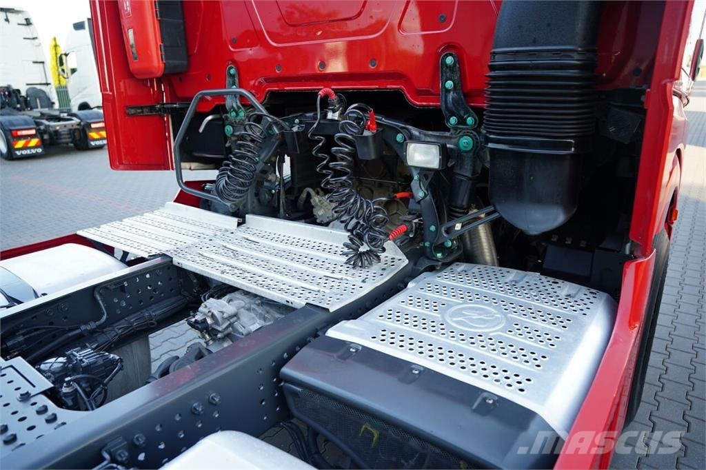 Mercedes-Benz ACTROS 1845 وحدات الجر