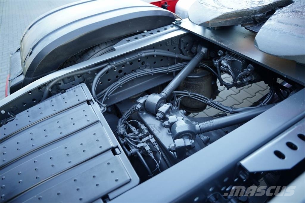 Mercedes-Benz ACTROS 1845 وحدات الجر