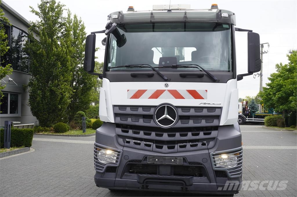Mercedes-Benz Arocs 1833 4x2 / 60 tho. km! / HIAB X-HIPRO 192 ES Mobilná vrtná súprava