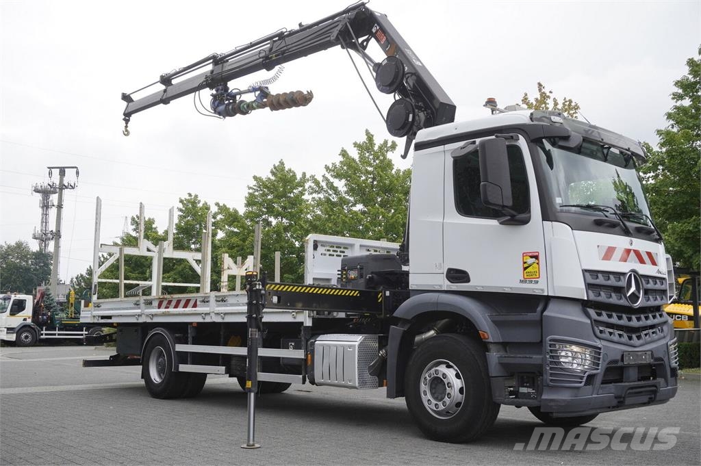 Mercedes-Benz Arocs 1833 4×2 / 50 tho. km! / HIAB X-HIPRO 192 ES رافعات مجنزرة
