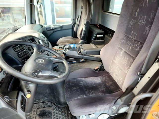 Mercedes-Benz Actros 2036 4x4 HMF 910 Kran Funk Euro5 Kipper