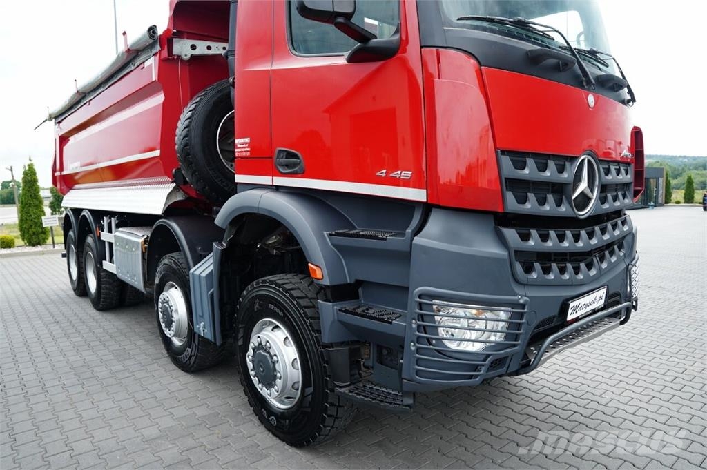 Mercedes-Benz Arocs 4145 덤프 트럭