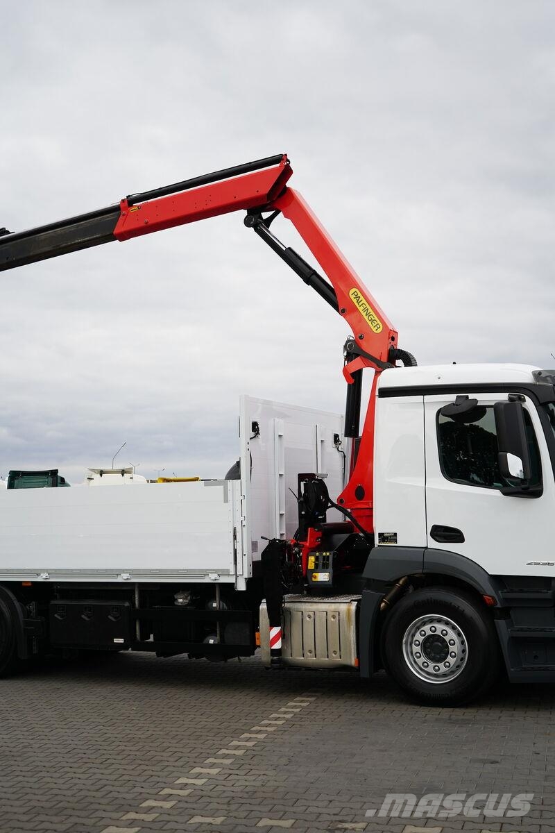 Mercedes-Benz ANTOS / 2536 / ACC / 6 X 2 / SKRZYNIOWY + HDS / PA Madelautod