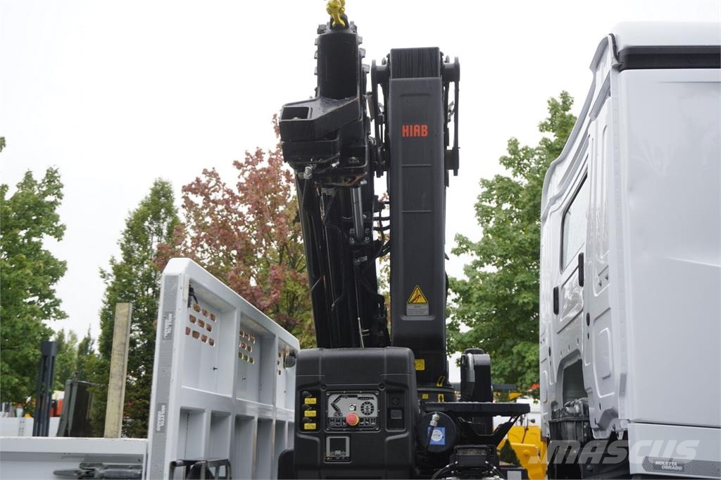 Mercedes-Benz Arocs 1833 4×2 / 50 tho. km! / HIAB X-HIPRO 192 ES Grue sur chenilles