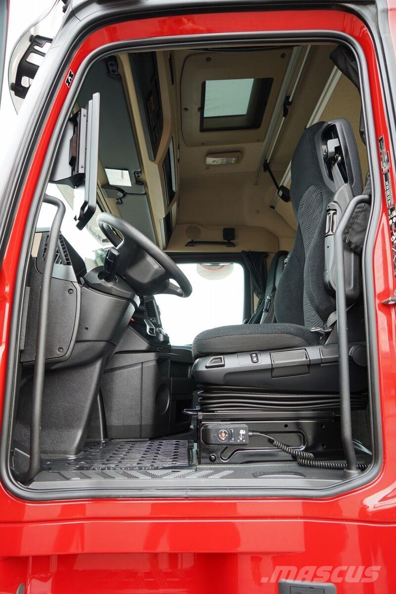 Mercedes-Benz ACTROS 1845 / MP5 / BIG SPACE / OPONY 100% / PO KO Nyergesvontatók