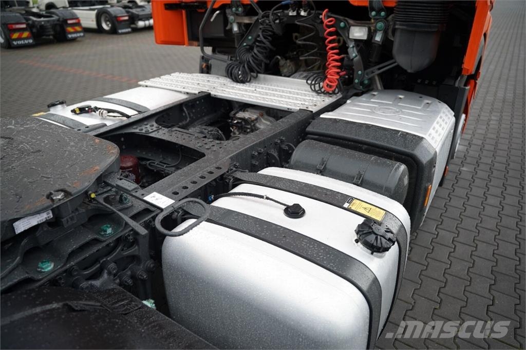 Mercedes-Benz ACTROS L 1848 / PEŁNY ADR / SALONKA / STREAM SPAC Tegljači