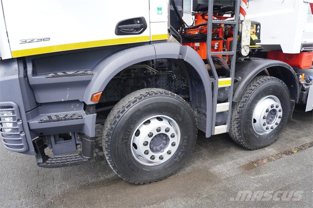 Mercedes-Benz Arocs 3236 8×4 / 90 tho. km / Fassi F155A.0.22 / r Гусеничные краны