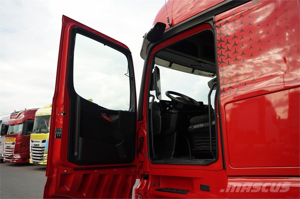 Mercedes-Benz ACTROS 1845 / MEGA / LOW DECK / MP5 / BIG SPACE / Ciągniki siodłowe