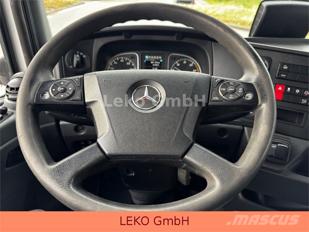 Mercedes-Benz Atego 1218 Фургони