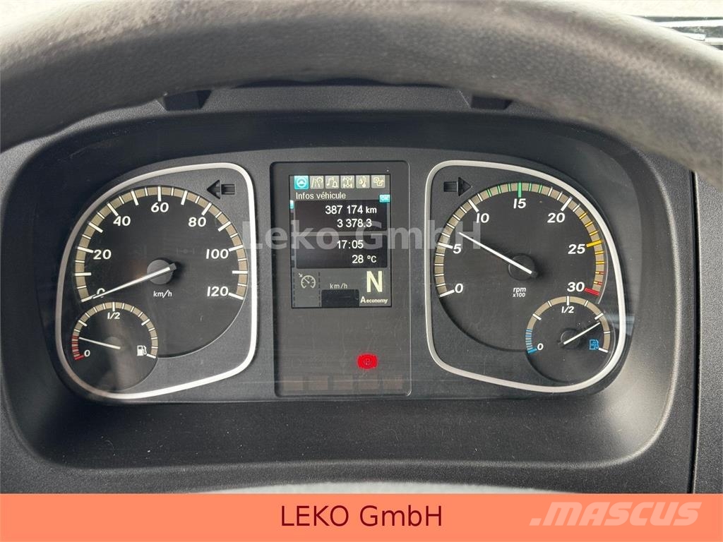 Mercedes-Benz Atego 1218 Фургони