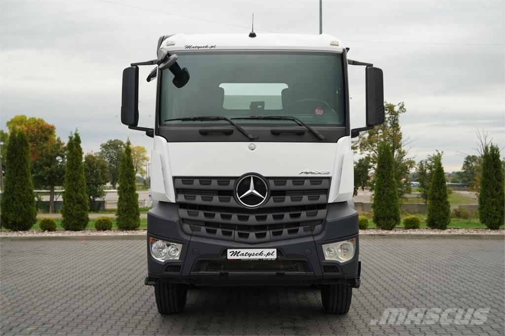 Mercedes-Benz AROCS 3240 / 8x4 / WYWROTKA - 5,7 M / HYDROBURTA / Camion benne