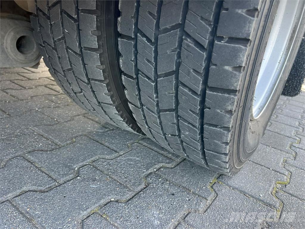 Mercedes-Benz ATEGO 1227 2021! LIFT 1.HAND WECHSELBRÜCKE WECHSEL Priekabos su tentu